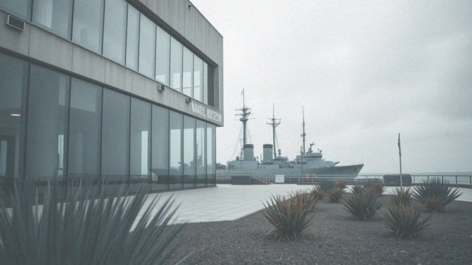 Jakie wystawy oferuje Muzeum Marynarki Wojennej?