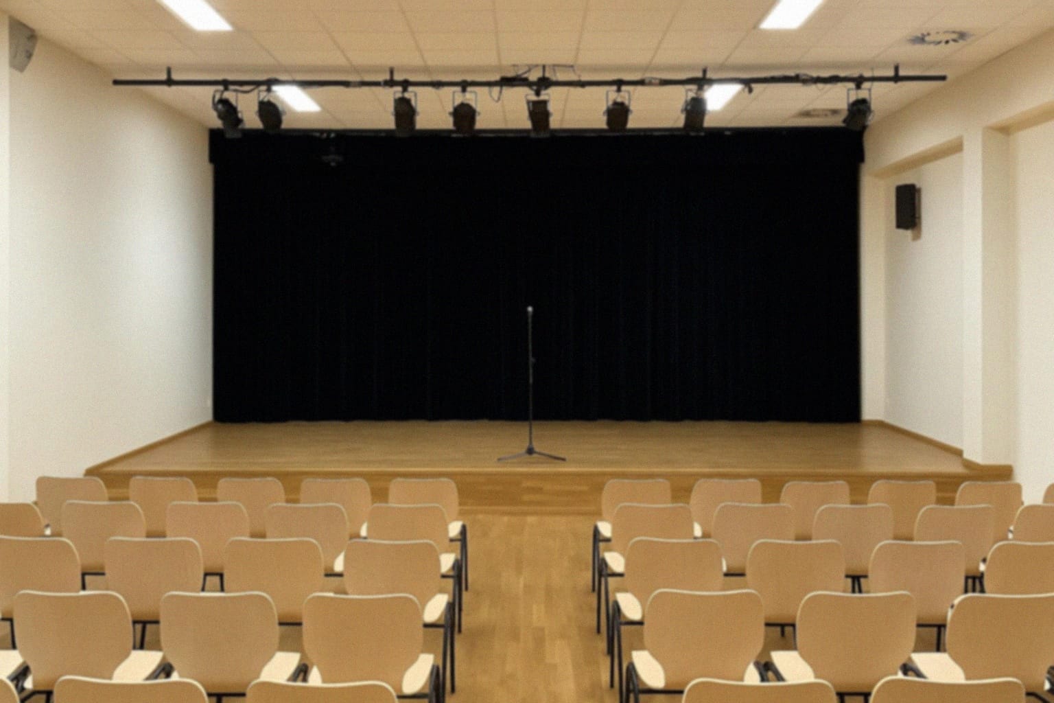 Centrum Kultury w Żyrardowie ogłasza nabór na stanowisko Portiera