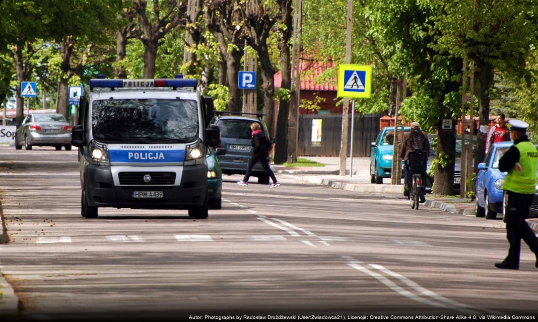 Policjanci z Żyrardowa ratują życie 53-latkowi